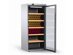 Weinkühlschrank SAGI F40EV:     	Abmessungen: 	B700/ T630/ H1640    	Fassungsvermögen/Inhalt: 	400 Liter