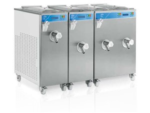 Pasteurisierer Carpigiani Pasto 60 +60 XPL:     	Abmessungen: 	B 700/ T 850/ H 1003    	Fassungsvermögen/Inhalt: 	2x 30-
