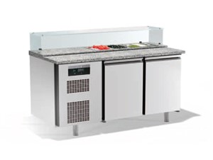 Toppingstation SAGI KBP-V:         2 Türen:1610x750x1110(max 5 1/3GN Behälter)    3 Türen:2080x750x11